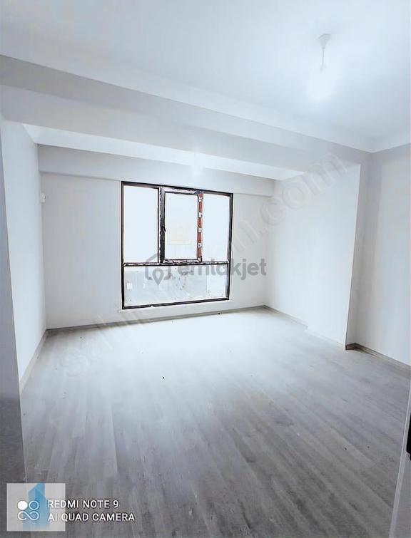 Bağcılar Yıldıztepe De Satılık 2+1 Sıfır Ara Kat Daire 2
