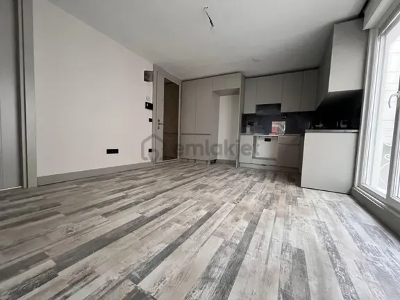 Kaçmaz'dan Merkezi Konum Arayanlara Marmaraya Yürüme Mesafesinde Ara Kat 1+1 2