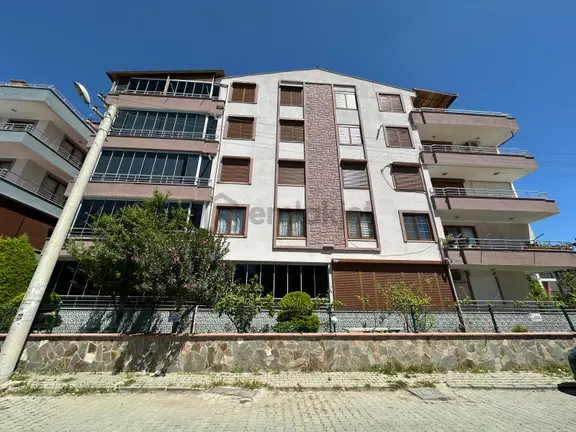 🏡 Referans'tan Altınkum'un Gözde Konumunda Denize 500 Mt 2+1 Geniş Yapılı Masrafsız Daire 1