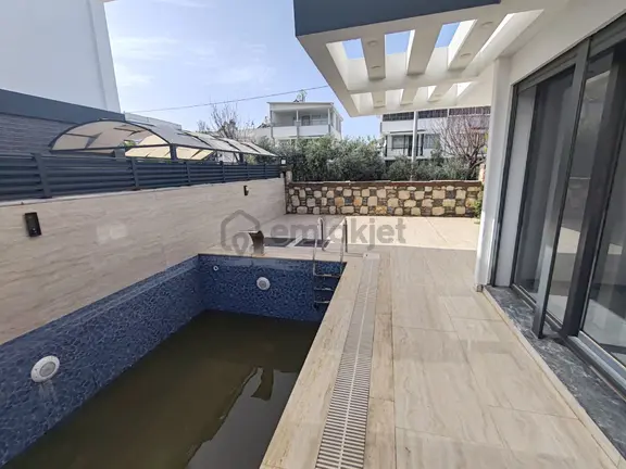Yeşilkent Yolunda 3+1 Lüks Villa 2