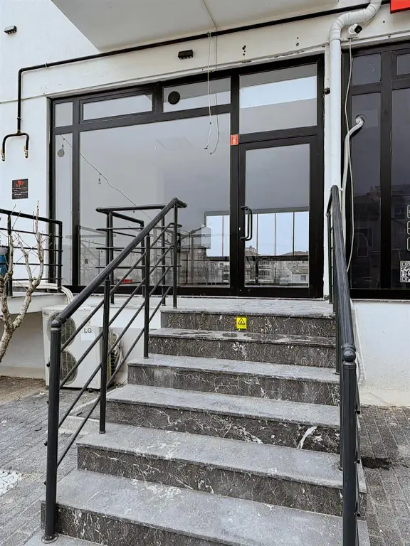 Balıkesir Karesi Tabela Değeri Yüksek Kiralık Mağaza 2