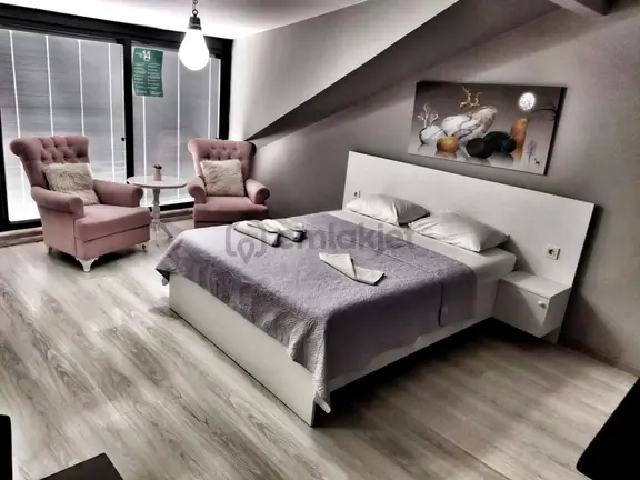 Boğa-rıhtım 5 Dk Yürüme Mesafesinde Teraslı Lüks 1+0 Studıo Suiteler 2