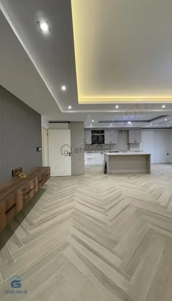 Cumhuriyet Mahallesi Cafeler Sokağında Dublex Daire 1