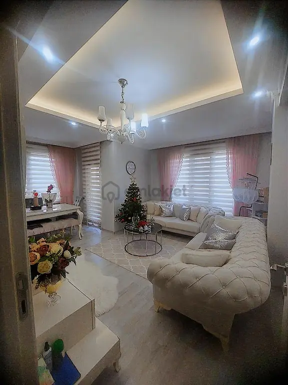 Ticari Ve Mesken Kullanımına Uygun 2+1 (90 M²) Daire Malta 2