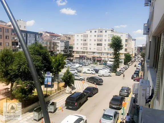 Sahibinden Çarşının Göbeğinde İstersen İşyeri Olarak Yatırımlık 1