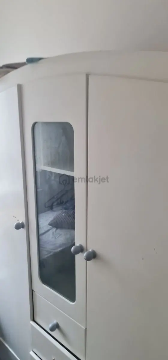 Metrobüse Yakın Site İçinde Eşyalı 2+1 2