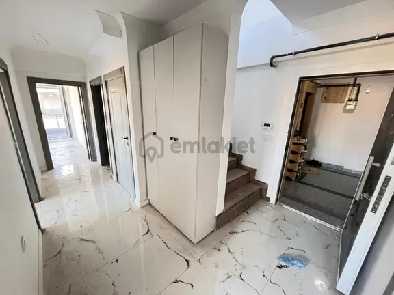 Rumeli'de Acil Satılık 3+1 Teraslı Dublex Sıfır Daire 2