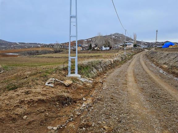 Sivas Merkez İnceağa Köyü'nde Satılık 6817m² Tarla 1