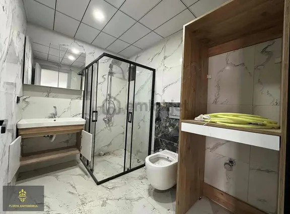 Floryadan Park Manzaralı Ebv Banyo Geniş 3+1 Satılık Lüx Daire 2