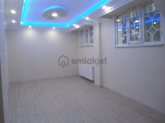 Türkiye Emlak Tuna Mah 2+1 Bahçe Katı 90m2 Kredili Satılık Daire 1