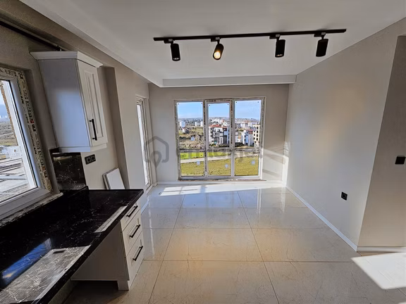 Atakum Büyükoyumca Da Panoramik Manzaralı Kiralık 1+1 2
