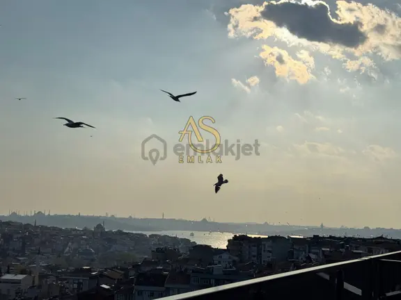 As Emlaktan 4+2sultantepe Deniz Manzaralı 310m2 Otoparklı Dublex 2