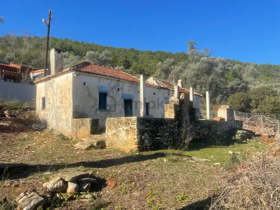 Bodrum Kızılağaç İçinde Kargir Ev Ve Avlusu Mevcut 786 M2 Arsa 1