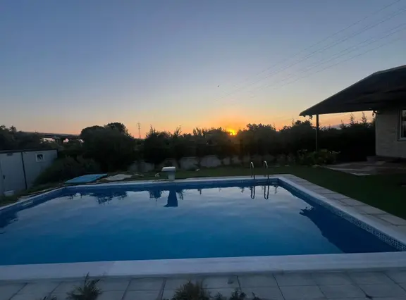Müstakil Havuzlu 3+1 Villa Konforunda Ev Ve Bahçe 2