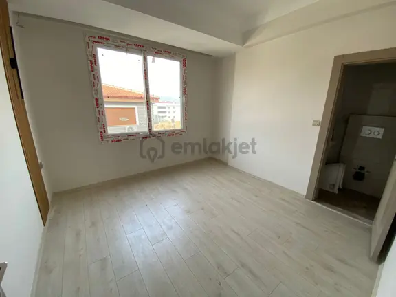 Tire Fatih Mahallesi Fen Lisesi Yakını Sıfır 2+1 Kiralık Daire 1