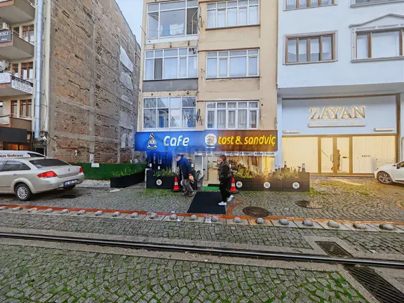 Kocaeli Adliyesinin Tam Karşısında Devren Kiralık Kafe & Dükkan 2