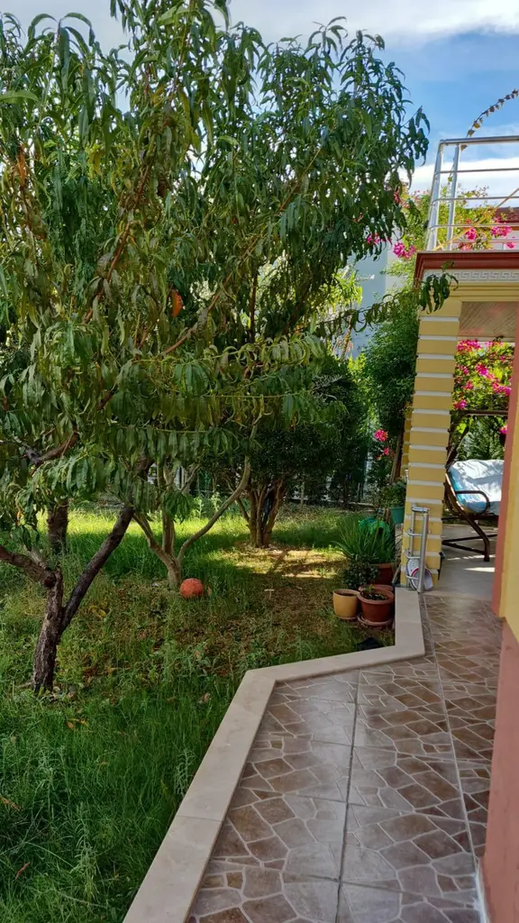 Soğucak'ta Doğa Manzaralı Büyük Bahçeli 3+1 Havuzlu Otoparklı Satılık Villa 2