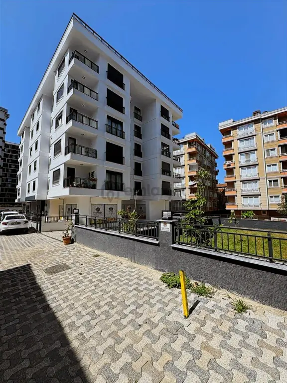 Ümraniye Elmalıkent Mh.3+1 Ebeveyn Banyolu Otoparklı Satılık 2
