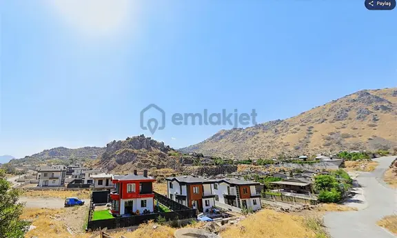 Konal | Şehir Merkezine Yakın Proje Ruhsatlı 495mt Villa Parseli 2
