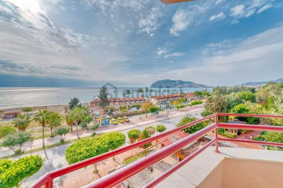 Alanya Oba'da Denize Sıfır Muhteşem Deniz Ve Kale Manzaralı Daire 1