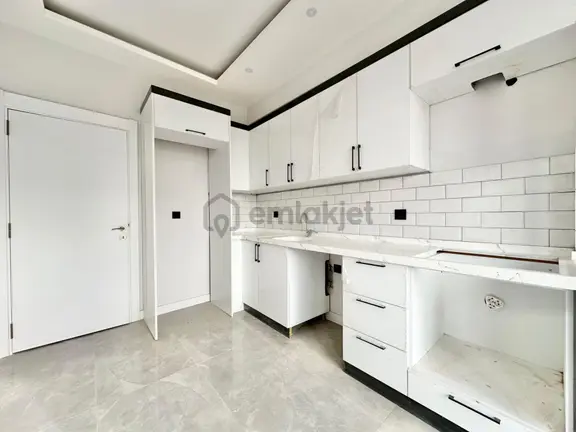 ꧁ay Emlaktan꧂akçay Merkezde Ön Cephe Doğa Manzaralı Çift Teraslı Satılık 4+1 Dubleks Daire 2