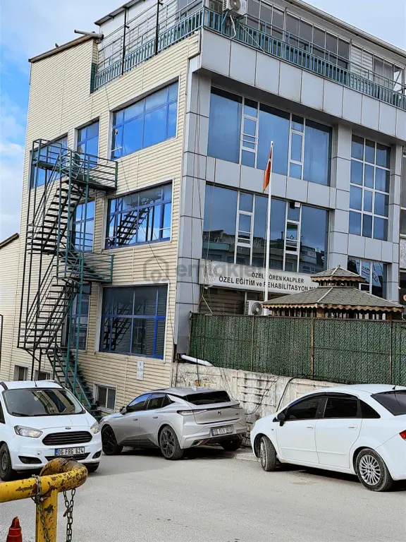 Alınteri Bulvarı Gül 86 Köşebaşı 130 Bin Kira Getirili İşyeri 1