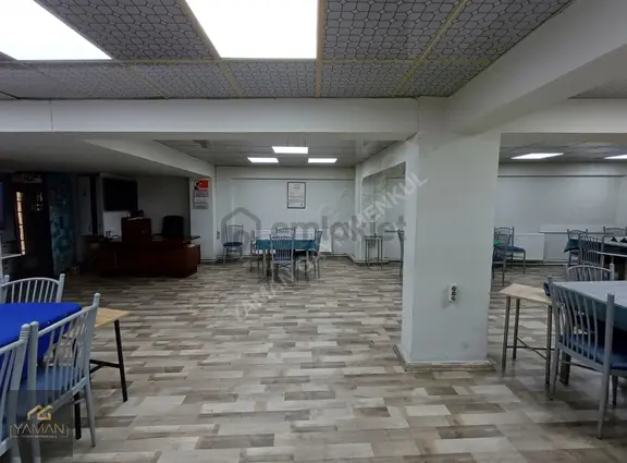 Tahir Ün Caddesi 217m² Batarkatlı Satılık Kiracılı Dükkan 2