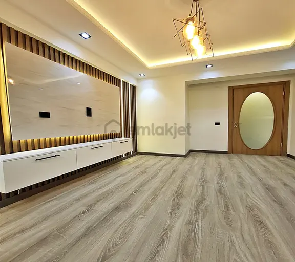 Beylikdüzü Metrobüse Yakın Hem Oturumluk Hem Yatırımlık 2+1daire 1
