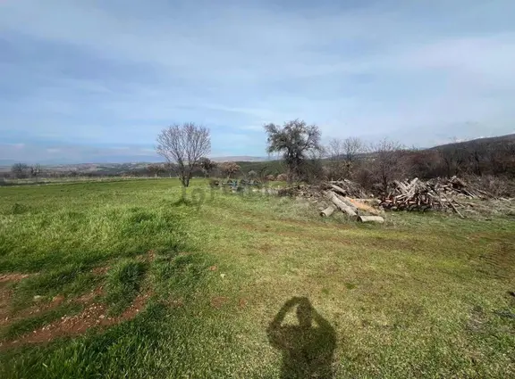 Uşak Merkez Gökçedal Köyünde 411m2 2kata İmarlı Arazi 2