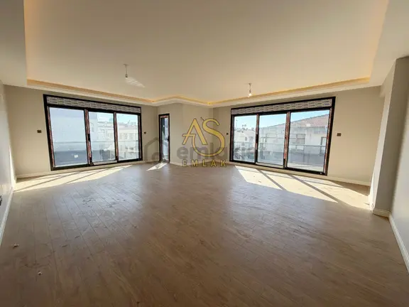 As Emlak'tan 4+2 Altunizade Evlerinde Otoparklı Lüx 258m2 Dublex 2