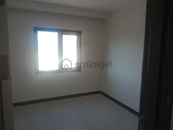 Denize Yürüme Mesafesinde Arsuz Pirinçlik Toki’de Kiralık 3+1 Daire 1