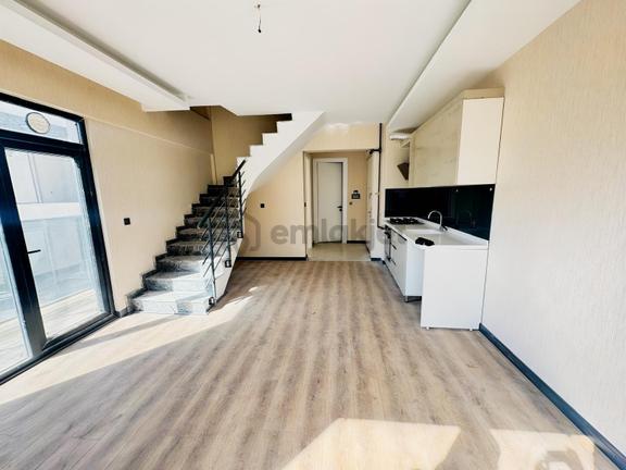 Alaçatıdan İncekte/iskanlı/jewel Avm Yanı/3+1 2