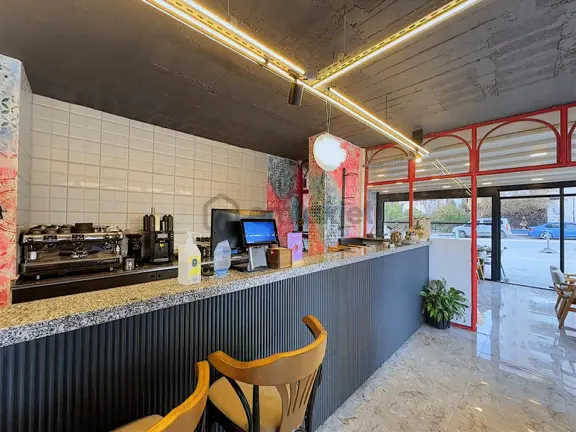 #-yat-# Gelecek Koleji Karşısı Cadde Üzeri 75 M2 Dükkan 2