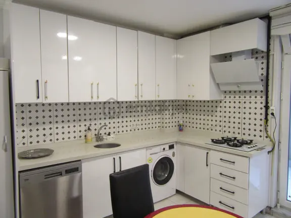 4.levent Emniyetevlerde 1+1 75m2 Eşyalı Satılık Daire 1