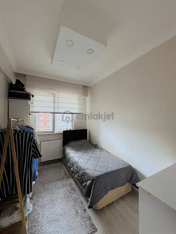 Şirinevler Sardunya Sitesinde 3+1 Satılık Daire 2
