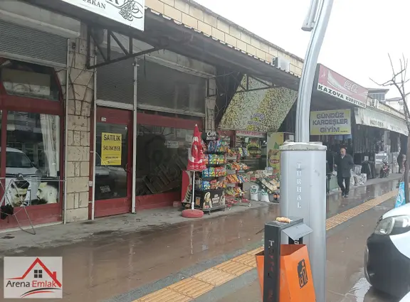 Arena Emlak'tan Menderes Cd. Kemer Dükkanlarında Fırsat 1