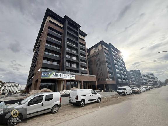 Sarılar Gm'den Acıbadem Hastanesi Yanı Balkonlu 1+1 Rezidans 1