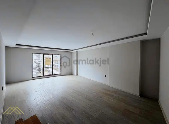 Kaşüstü Merkezde Satılık Daire 1
