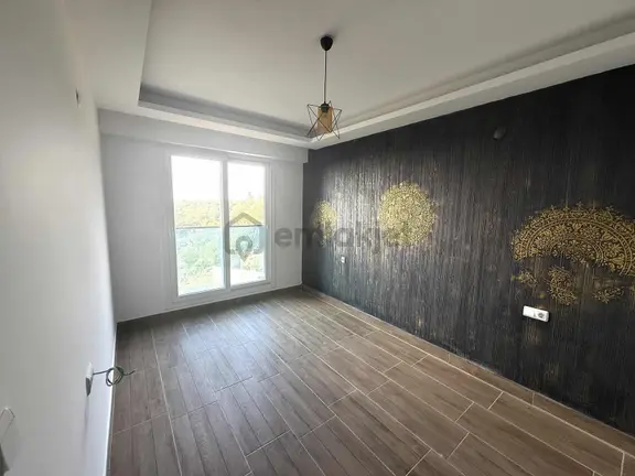 Kuşadası Eşin Golf Sitesinde Satılık 1+1 2