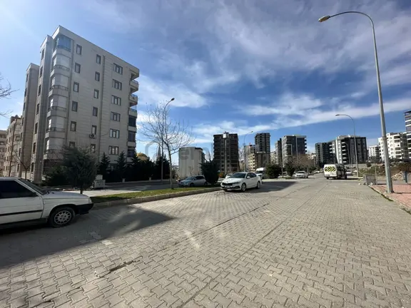 Akev Gayrimenkulden Doğukent Çocuk Oyun Dünyası Arkası 3+1 Daire 2