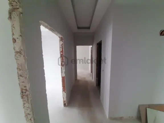 Yağmur Emlak'tan Odun Pazarı Kavşağı Merkezi Konumda Satılık 2+1 2