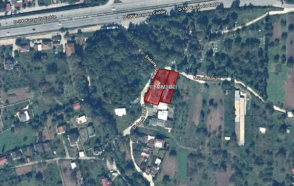 Kartepe Eşmede Göl Manzaralı 800 M2 Kapalı Alanlı Satılık Arazi 2
