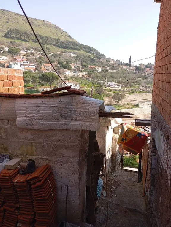 Elit Emlaktan Bergama Selçukta Mustakil Ev 1