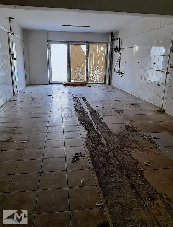 İkitelli Organize Sanayi Bacalı Sanayiye Uygun 300 M2 3 Katlı 2