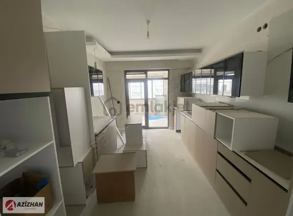 Meram Tıp Fakültesine Çok Yakın Satılık Lüks Ara Kat Daire 1
