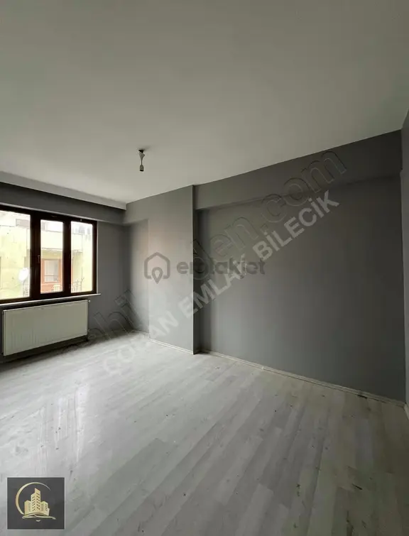 Şehir Merkezinde Arakat İçi Yeni Yapılı 3+1 Satılık Geniş Daire 2