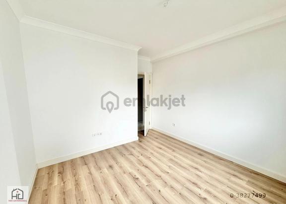 Caddebostan Hamam Sokakta 2+1 Güvenlikli Kombili Lüks Sıfır Bina 2
