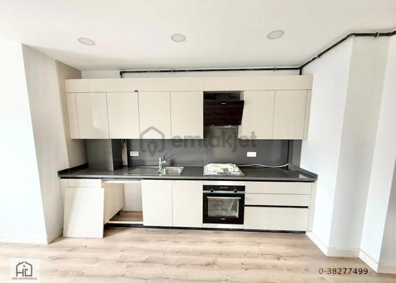 Caddebostan Hamam Sokakta 2+1 Güvenlikli Kombili Lüks Sıfır Bina 1