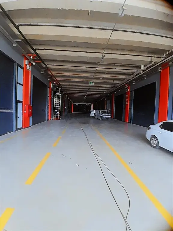 İkitelli Organize Sanayi Bölgesi Satılık 200 M2 Tır Kamyon Yakla 2