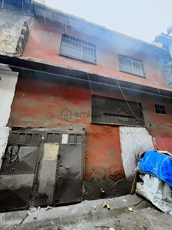 Bayrampaşa Sarı Dökümcülerde 80 M2 Herişe Uygun 2 Katlı Atölye 1